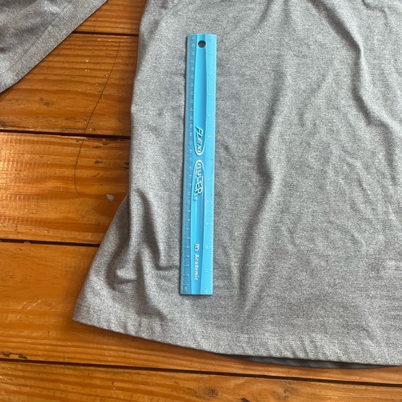 (335) NIKE DRI-FIT TOP - Picture 3 of 16